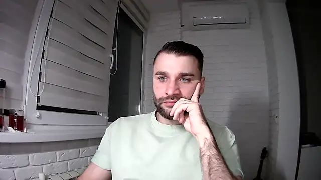 DaddySlava online show from 2, 4, 2026