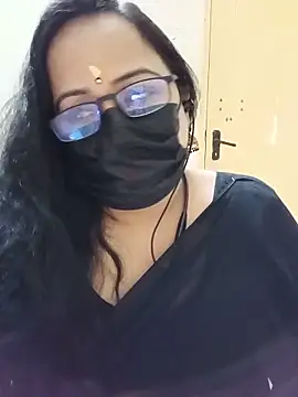 Snapshot of monisha_cam chatting on 12, 6, 2026 monisha cam online show from 12, 6, 2026