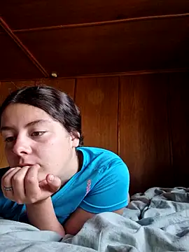 Snapshot of Young_Swiss_Lisa chatting on 27, 5, 2026 Young Swiss Lisa online show from 27, 5, 2026