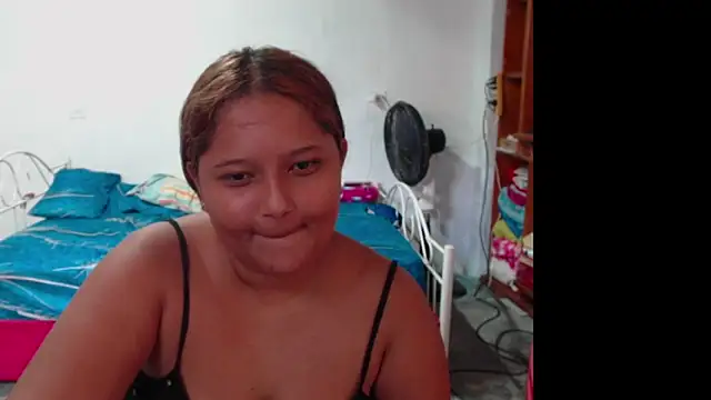 Snapshot of Bombisexwillcar81 chatting on 2, 6, 2026 Bombisexwillcar81 online show from 2, 6, 2026