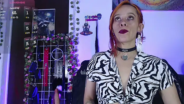 Snapshot of Lexxii_hot_col chatting on 13, 6, 2026 Lexxii hot col online show from 13, 6, 2026