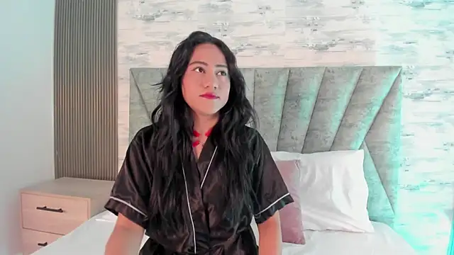 Snapshot of Shashadeluxe chatting on 28, 4, 2026 Shashadeluxe online show from 28, 4, 2026