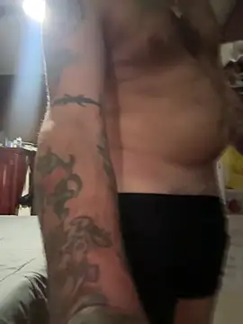 Snapshot of hitman13sal chatting on 2, 4, 2026 hitman13sal online show from 2, 4, 2026