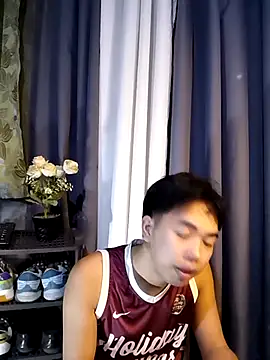 Snapshot of urNaugthy_JndxzZ chatting on 22, 4, 2026 urNaugthy JndxzZ online show from 22, 4, 2026