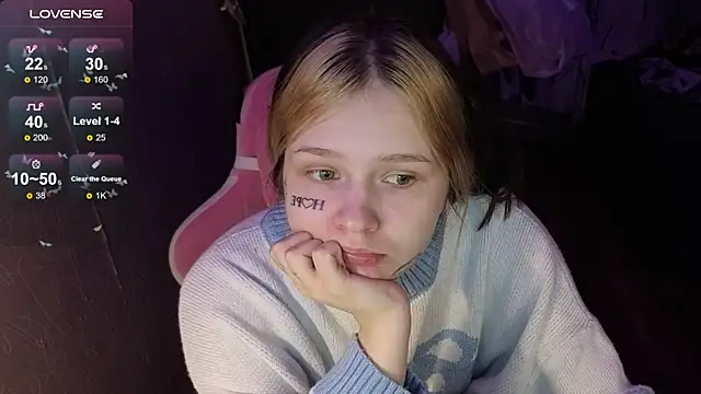 Snapshot of Liaa_Lii chatting on 13, 4, 2026 Liaa Lii online show from 13, 4, 2026