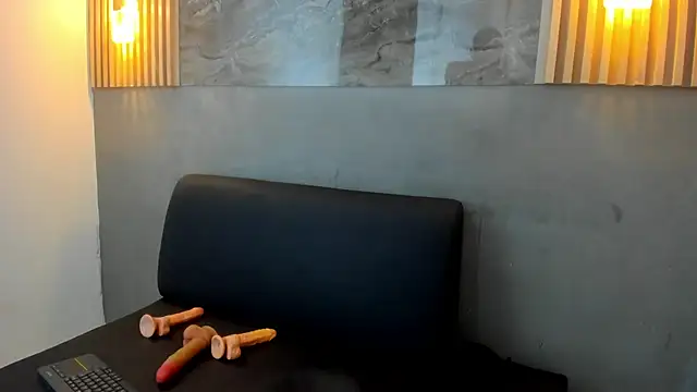 Snapshot of KENNY_HANK chatting on 26, 6, 2026 KENNY HANK online show from 26, 6, 2026