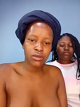 Snapshot of SexySlender_98 chatting on 5, 6, 2026 SexySlender 98 online show from 5, 6, 2026