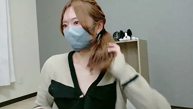 Snapshot of YUA_0425 chatting on 28, 4, 2026 YUA 0425 online show from 28, 4, 2026