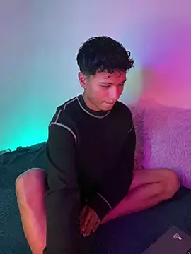 Snapshot of ETTE_MOON chatting on 10, 4, 2026 ETTE MOON online show from 10, 4, 2026