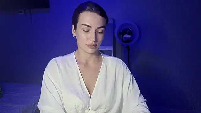 Snapshot of Kira__love1 chatting on 22, 6, 2026 Kira love1 online show from 22, 6, 2026