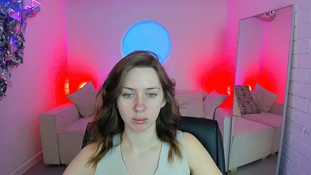 Snapshot of MeganClapp chatting on 8, 5, 2026 MeganClapp online show from 8, 5, 2026
