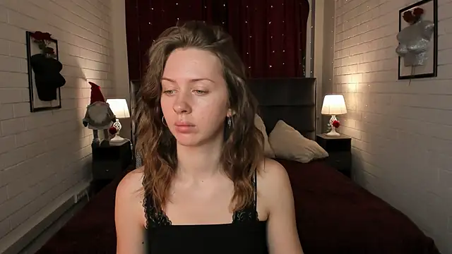 Snapshot of MeganClapp chatting on 27, 5, 2026 MeganClapp online show from 27, 5, 2026