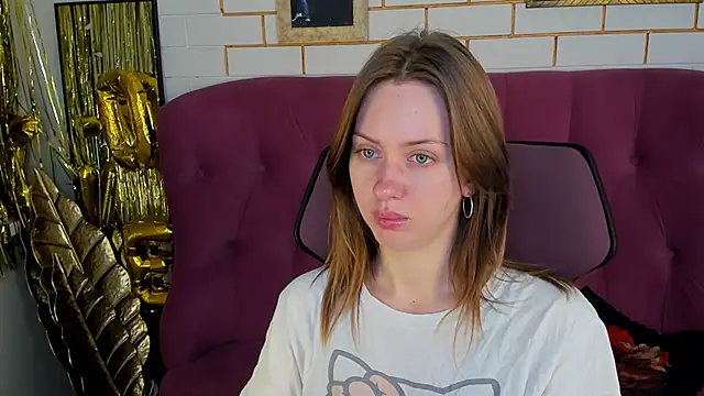 Snapshot of MeganClapp chatting on 30, 5, 2026 MeganClapp online show from 30, 5, 2026