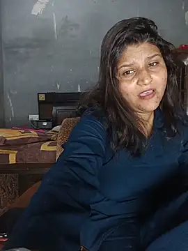 Snapshot of Riyashrma001 chatting on 18, 5, 2026 Riyashrma001 online show from 18, 5, 2026