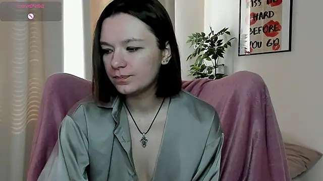 Snapshot of kirarogersss chatting on 11, 4, 2026 kirarogersss online show from 11, 4, 2026
