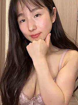 Snapshot of Hinako_0012 chatting on 23, 4, 2026 Hinako 0012 online show from 23, 4, 2026