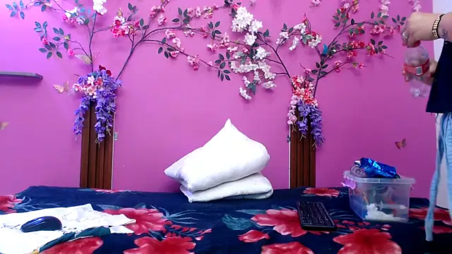 Snapshot of starfishanal21 chatting on 29, 5, 2026 starfishanal21 online show from 29, 5, 2026