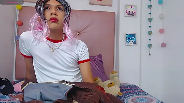 Aleja Scoott  online show from 3, 4, 2026