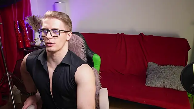 Kenly White online show from 5, 4, 2026