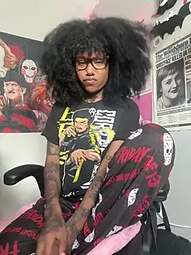 Snapshot of spookiebaddie chatting on 2, 7, 2026 spookiebaddie online show from 2, 7, 2026