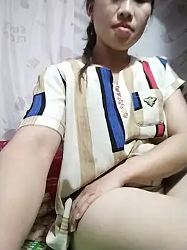 Snapshot of Yo-must chatting on 5, 7, 2026 Yo-must online show from 5, 7, 2026