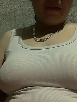Snapshot of candy-beo chatting on 16, 4, 2026 candy-beo online show from 16, 4, 2026