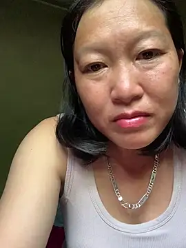 Snapshot of candy-beo chatting on 14, 5, 2026 candy-beo online show from 14, 5, 2026