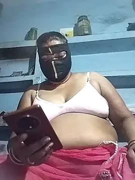 Snapshot of Desi_hot_bhabhi01 chatting on 29, 4, 2026 Desi hot bhabhi01 online show from 29, 4, 2026