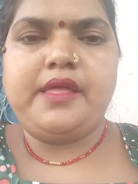 Snapshot of Desi_hot_bhabhi01 chatting on 10, 5, 2026 Desi hot bhabhi01 online show from 10, 5, 2026