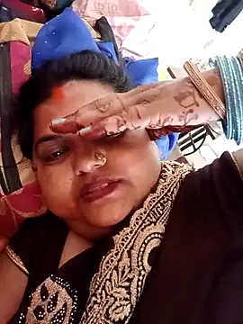 Snapshot of Desi_hot_bhabhi01 chatting on 14, 5, 2026 Desi hot bhabhi01 online show from 14, 5, 2026