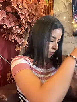 Snapshot of SusanneGrace chatting on 8, 5, 2026 SusanneGrace online show from 8, 5, 2026