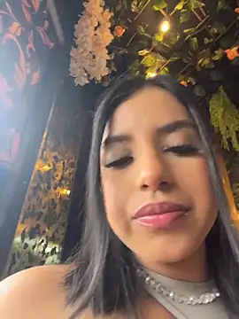 Snapshot of SusanneGrace chatting on 17, 5, 2026 SusanneGrace online show from 17, 5, 2026