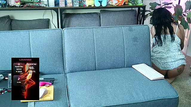 Snapshot of Controllercutie chatting on 30, 6, 2026 Controllercutie online show from 30, 6, 2026