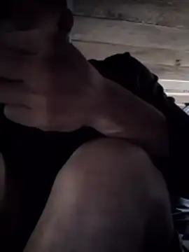 Snapshot of Latino_Men2026 chatting on 5, 4, 2026 Latino Men2026 online show from 5, 4, 2026