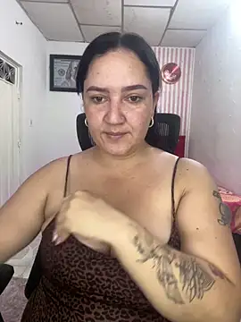 Snapshot of Fresita-12 chatting on 4, 5, 2026 Fresita-12 online show from 4, 5, 2026