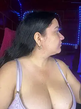 Fresita-12 online show from 7, 6, 2026