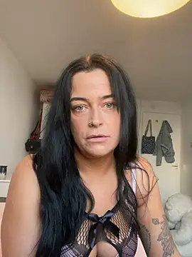 Snapshot of Katty_V chatting on 8, 5, 2026 Katty V online show from 8, 5, 2026