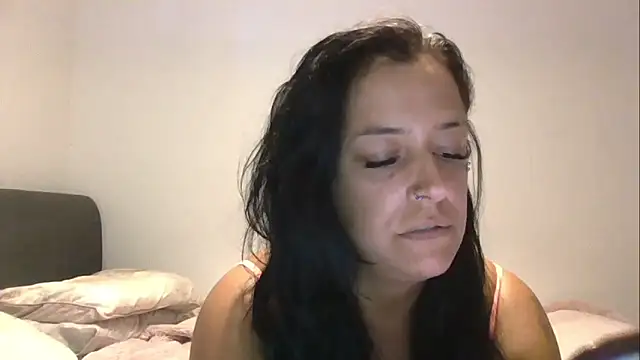 Snapshot of Katty_V chatting on 27, 6, 2026 Katty V online show from 27, 6, 2026