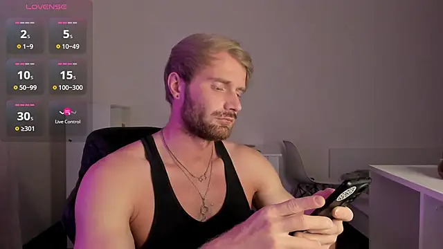 Snapshot of Paul_Rolex chatting on 31, 3, 2026 Paul Rolex online show from 31, 3, 2026