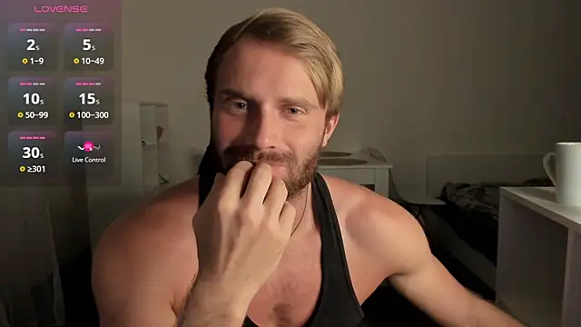 Snapshot of Paul_Rolex chatting on 10, 4, 2026 Paul Rolex online show from 10, 4, 2026