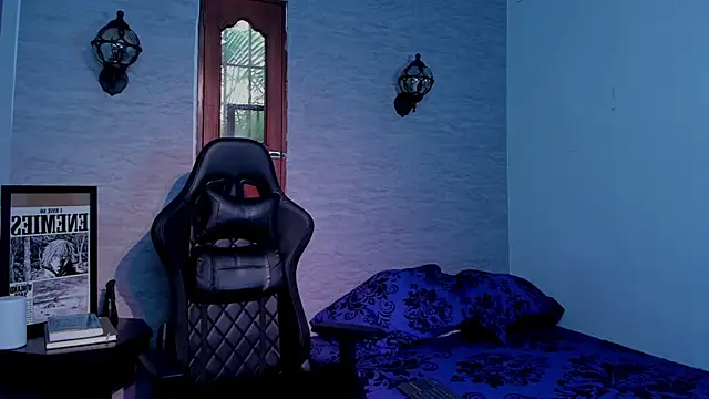 Snapshot of fonilandd_ chatting on 27, 4, 2026 fonilandd online show from 27, 4, 2026