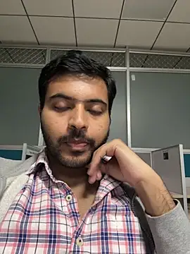 Snapshot of Sweetloverr28 chatting on 27, 4, 2026 Sweetloverr28 online show from 27, 4, 2026