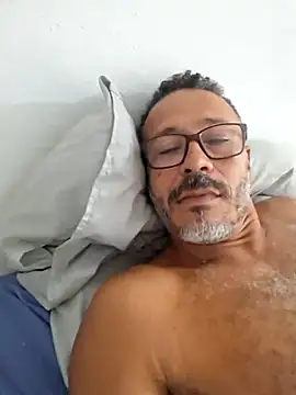 Snapshot of paizao1977brazil chatting on 6, 4, 2026 paizao1977brazil online show from 6, 4, 2026