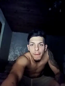 Snapshot of robertmrn112 chatting on 24, 4, 2026 robertmrn112 online show from 24, 4, 2026