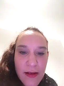 Maggie38 online show from 14, 4, 2026