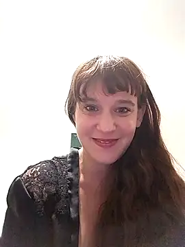 Snapshot of Maggie38 chatting on 18, 5, 2026 Maggie38 online show from 18, 5, 2026