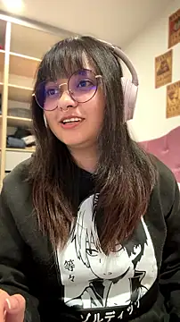 Snapshot of ZoeyDoll_ chatting on 8, 7, 2026 ZoeyDoll online show from 8, 7, 2026