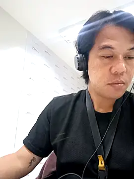Snapshot of akiramoore chatting on 4, 6, 2026 akiramoore online show from 4, 6, 2026