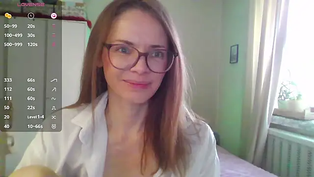 mmmay day online show from 7, 4, 2026