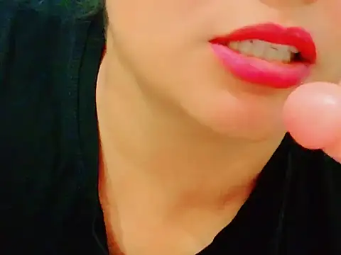 MojaditPussy online show from 2, 5, 2026